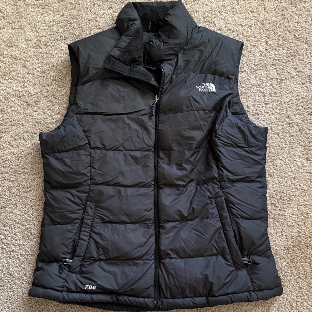 The North Face Women's Black Puffer Vest